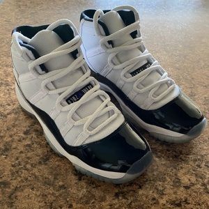 Jordan Retro 11 Concord Size 6.5 Youth
